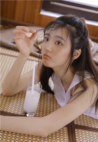深夜一个one一个就够了致敬韩寒截图1