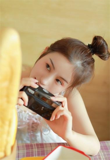 秋葵黄瓜草莓榴莲千层浪免费版截图0