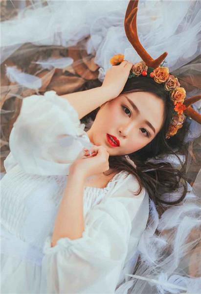 精品一卡二卡3卡4卡乱码理论永久免费版截图1