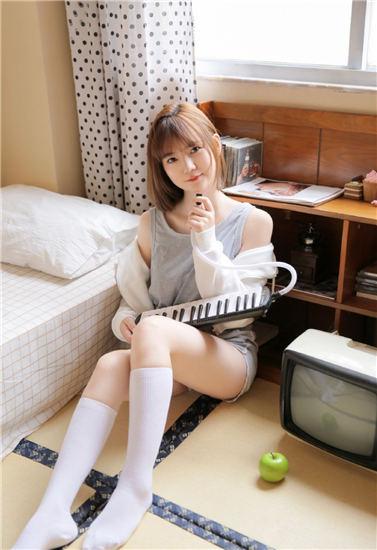 花季传媒app每天免费3次观影打扑克截图1